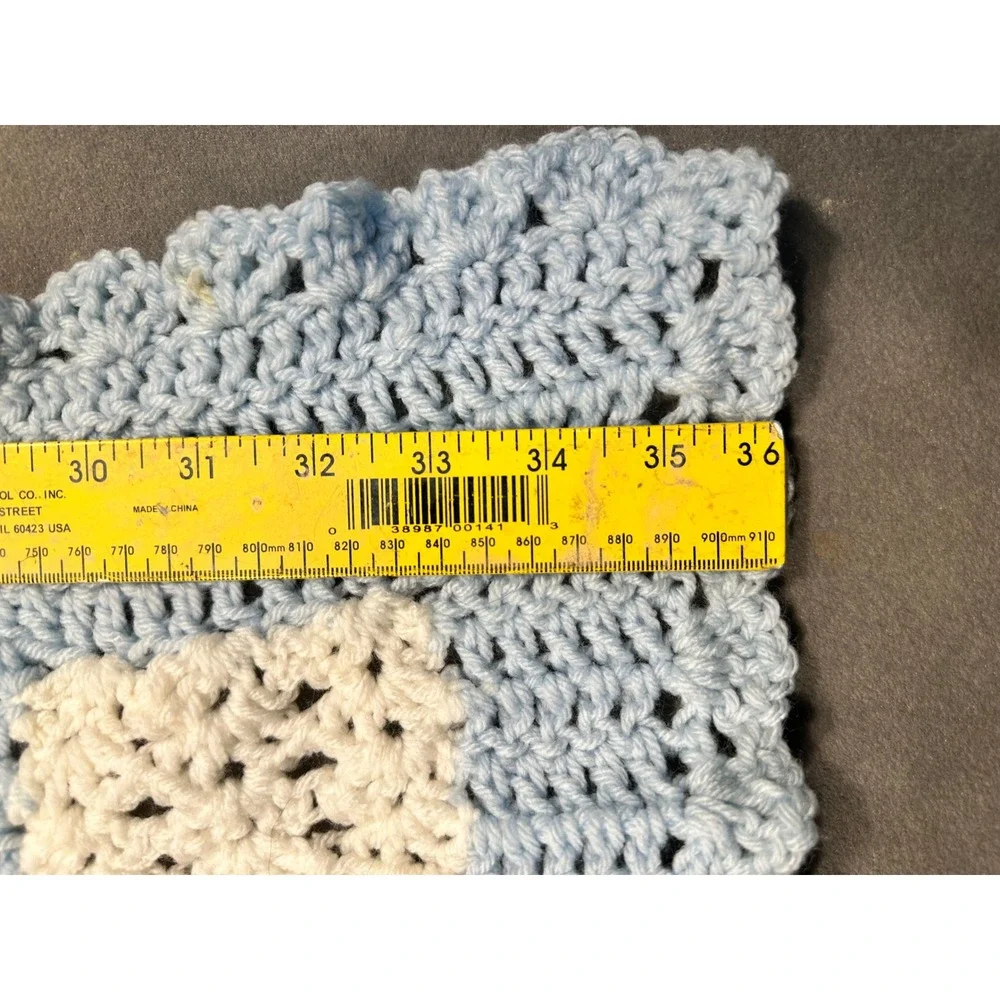 Handmade Crochet Baby Blanket Light Blue White Checkered Scalloped Edge 28x36‎